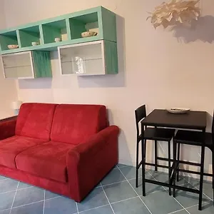 Casa Arcobaleno Appartamento Giglio Castello